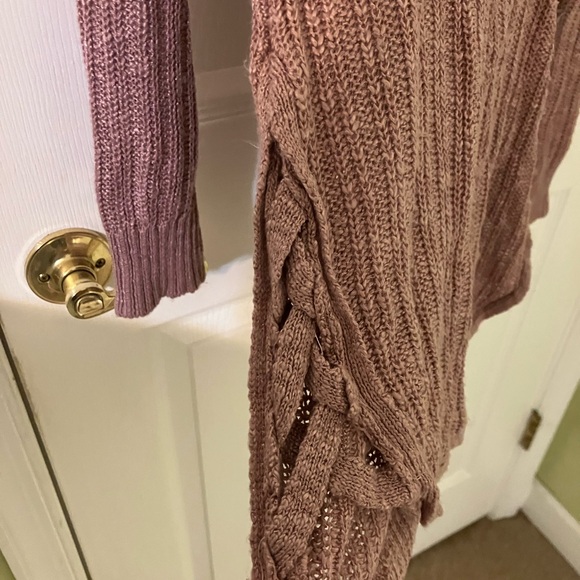 Pink Sweater - Picture 2 of 3